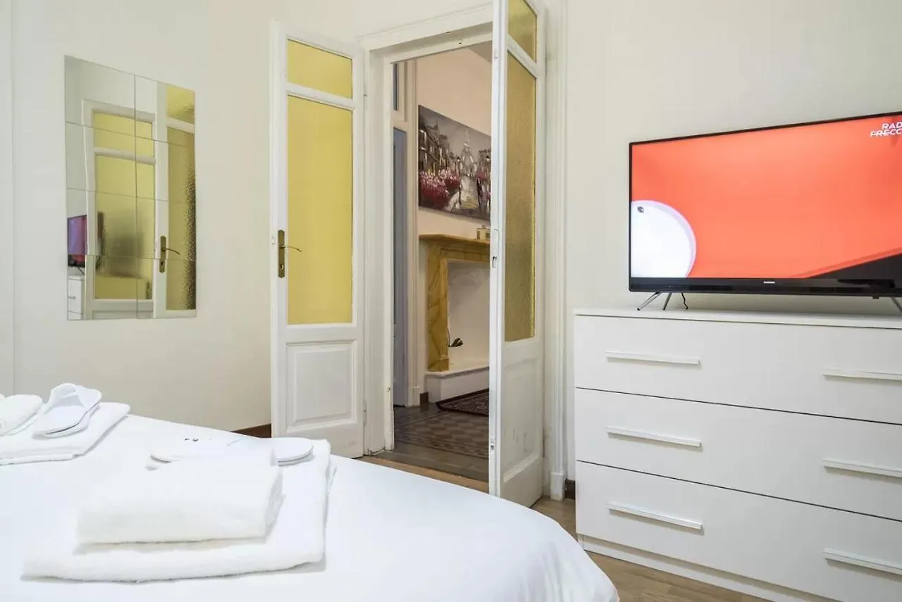 Apartment Ferienwohnung Porta Ticinese 24 Mailand Italien